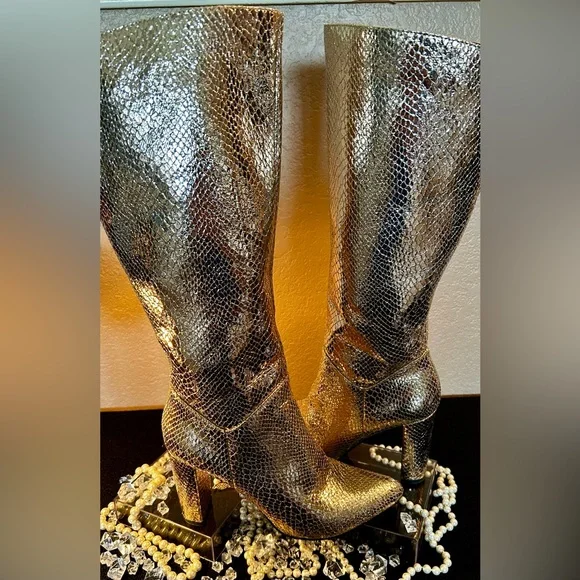 Poppy High Heeled Boots from Scoop.   Color Rose Gold Size 7.5 - Picture 5 of 11